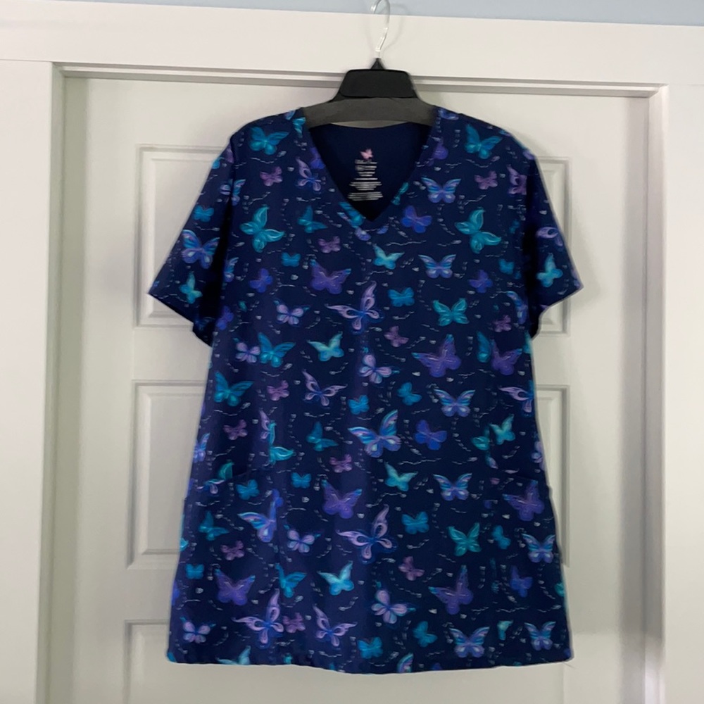 Scrub top